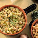 Pasta e ceci vegana cremosa: ricetta autunnale semplice e ricca di gusto